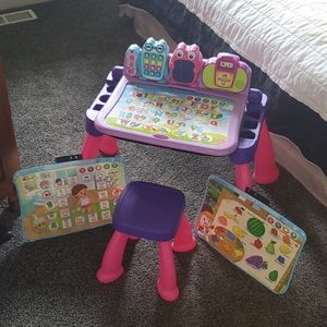 Vtech child's touch and learn activity desk